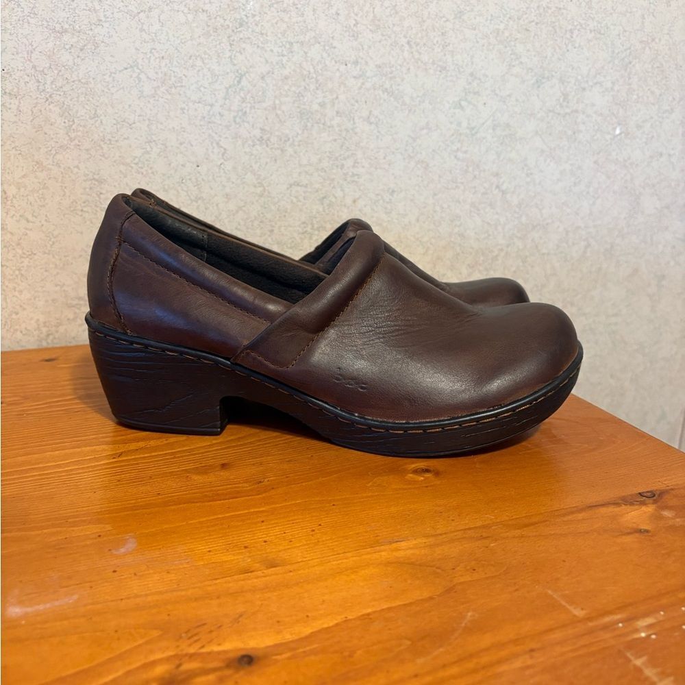 B.O.C. By Born Brown Leather Women's Peggy Clogs Size 10 - Picture 3 of 9